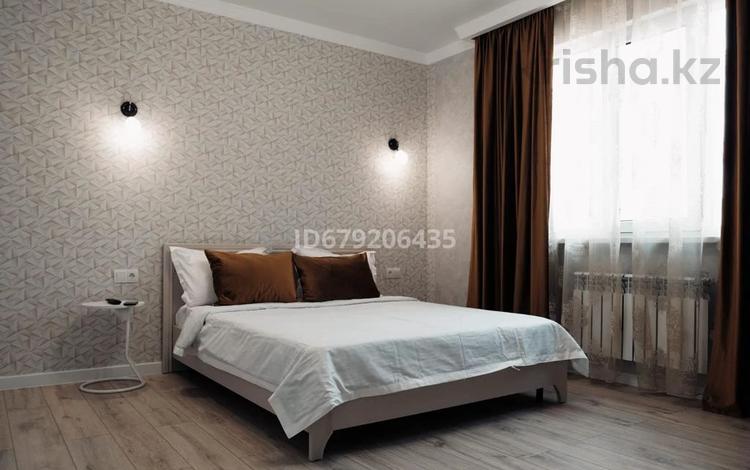 1-комнатная квартира · 42 м² · 10/10 этаж, мкр Аксай-5, Б. Момышулы 25 — Маргулана за 17 000 ₸ в Алматы, Ауэзовский р-н — фото 4