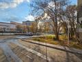 3-бөлмелі пәтер · 80 м² · 2/5 қабат, Сатпаева 5А, бағасы: 250 000 ₸ в Атырау — фото 2