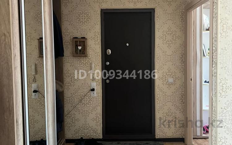 3-бөлмелі пәтер · 76.3 м² · 10/10 қабат, Жастар 41, бағасы: 36 млн ₸ в Усть-Каменогорске — фото 2
