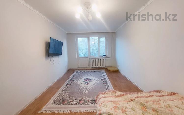 1-комнатная квартира, 34 м², 3/5 этаж помесячно, Достык 25 за 90 000 〒 в Талдыкоргане — фото 2