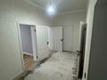 Отдельный дом · 5 комнат · 240 м² · 10 сот., Жанаконыс 4/8 — Умбетей жырау и Абая за 58 млн ₸ в Актобе, жилой массив Жанаконыс — фото 7