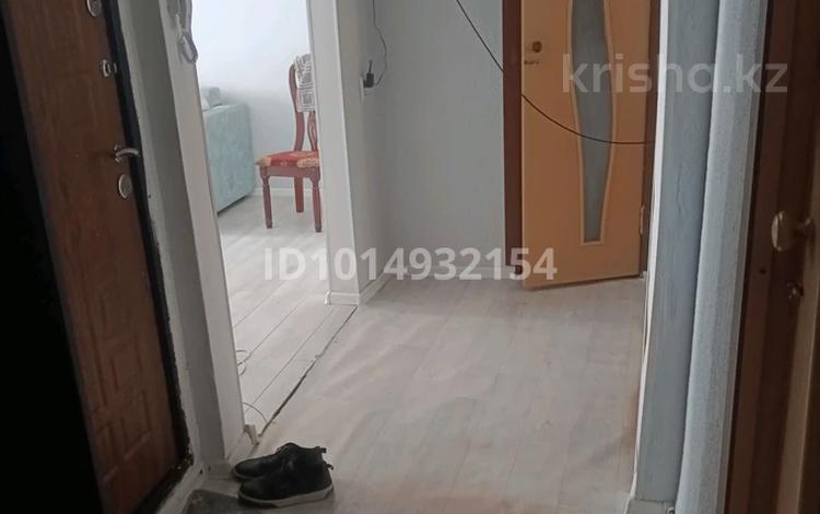 2-бөлмелі пәтер · 53 м² · 3/5 қабат, Алатау ш/а. 51, бағасы: 130 000 ₸ в Таразе, мкр Алатау — фото 2