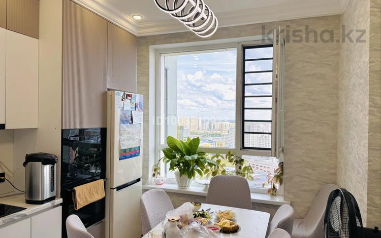 2-комнатная квартира · 63.6 м² · 21/21 этаж, Ракымжан Кошкарбаев за 40.5 млн 〒 в Астане, Сарайшык р-н — фото 2