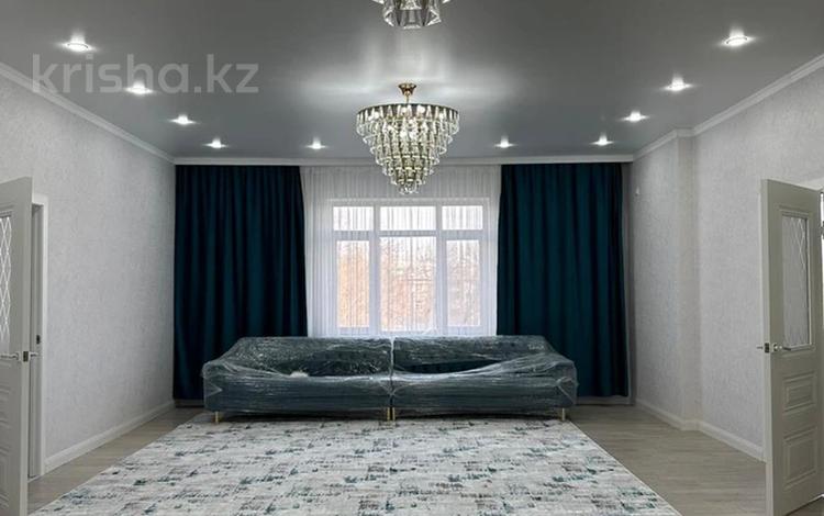 3-бөлмелі пәтер · 197 м² · 4/6 қабат, Иляева 4В, бағасы: 77 млн ₸ в Шымкенте, Аль-Фарабийский р-н — фото 2