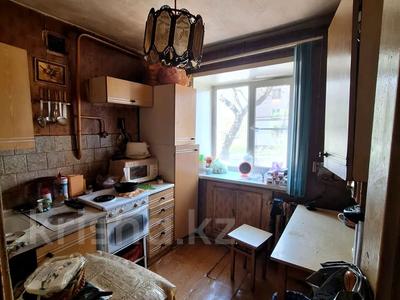 2-комнатная квартира · 44 м² · 1/5 этаж, Крылова 86 за 13.5 млн 〒 в Усть-Каменогорске