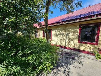 Отдельный дом · 3 комнаты · 68.5 м² · 6.5 сот., Киевская 52 за 35 млн 〒 в Костанае