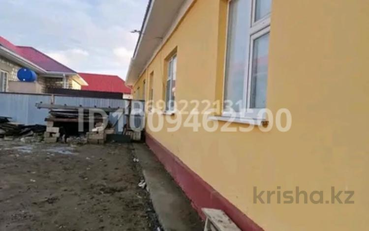 Часть дома · 4 комнаты · 100 м² · 10 сот., мкр Сарыкамыс, Шаңгерей.бөкеева 24/2 — Гаухартас за 40 млн ₸ в Атырау — фото 11