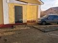 Часть дома · 4 комнаты · 100 м² · 10 сот., мкр Сарыкамыс, Шаңгерей.бөкеева 24/2 — Гаухартас за 40 млн ₸ в Атырау — фото 3