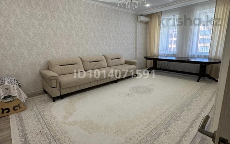 3-комнатная квартира · 110 м² · 4/6 этаж, мкр Нурсая, Акжарма 10 за 51 млн ₸ в Атырау — фото 2