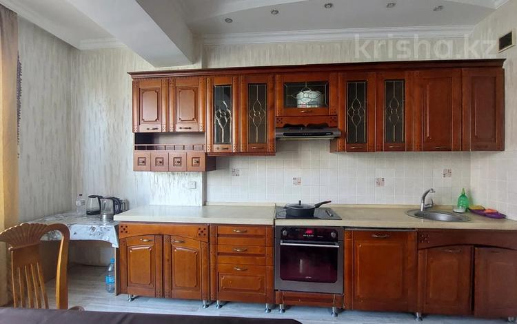 4-комнатная квартира · 150 м² · 5/12 этаж, мкр Керемет 5 к19 за 700 000 ₸ в Алматы, Бостандыкский р-н — фото 2