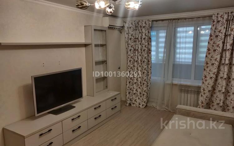 1-комнатная квартира · 34 м² · 5/5 этаж, мкр Орбита-3 37 за 270 000 ₸ в Алматы, Бостандыкский р-н — фото 2