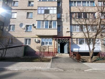 Продажа квартир в Северо-Казахстанской обл.: 1-комнатная квартира · 35 м² · 4/5 этаж, Нұрсұлтана Назарбаева за 15.5 млн 〒 1-комнатная квартира · 35 м² · 4/5 этаж, Нұрсұлтана Назарбаева за 15.5 млн 〒 в Петропавловске