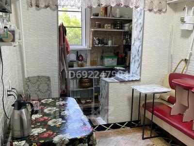 Продажа квартир в Шымкенте: 3-комнатная квартира · 65 м² · 1/5 этаж, мкр Север 56 — Шаяхметова/Рискулова за 32 млн 〒 3-комнатная квартира · 65 м² · 1/5 этаж, мкр Север 56 — Шаяхметова/Рискулова за 32 млн 〒 в Шымкенте, Аль-Фарабийский р-н