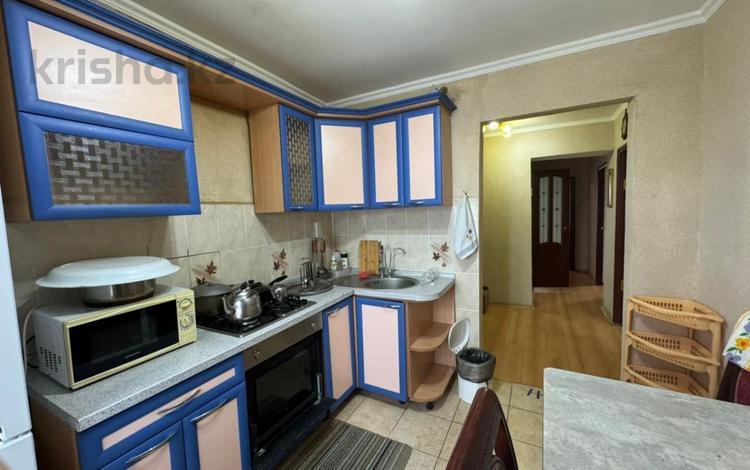 3-бөлмелі пәтер · 60.5 м² · 4/5 қабат, Срым Датова 12, бағасы: 18.5 млн ₸ в Атырау — фото 3