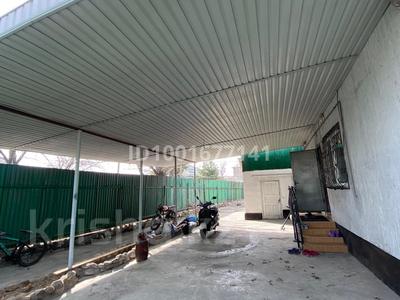 Аренда домов или дач в Алматинской обл.: Отдельный дом · 3 комнаты · 120 м², Өмірәлі 16 за 240 000 〒 Отдельный дом · 3 комнаты · 120 м², Өмірәлі 16 за 240 000 〒 в Каскелене