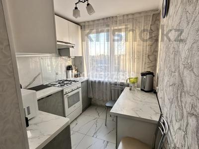 3-комнатная квартира · 62 м² · 3/5 этаж, мкр Фёдоровка , Вагонная 1 за 200 000 〒 в Караганде, Казыбек би р-н