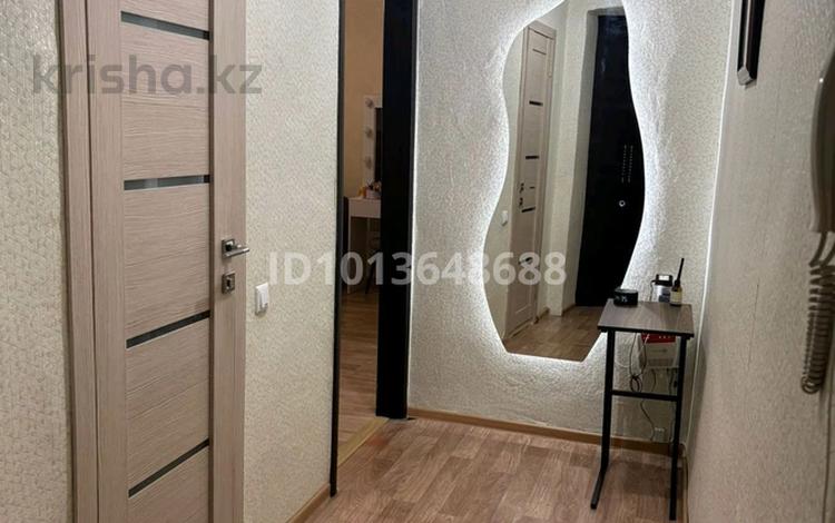 1-бөлмелі пәтер · 34 м² · 1/3 қабат, Назарбаева — Центр, бағасы: 12.2 млн ₸ в Петропавловске — фото 2