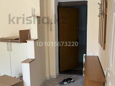 1-бөлмелі пәтер · 33 м² · 4/5 қабат, Көктөбе ш/а., Кайрбекова 17, бағасы: 235 000 ₸ в Алматы, Медеуский р-н