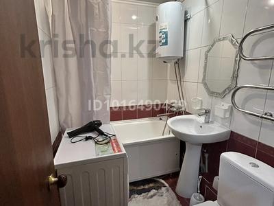 2-комнатная квартира · 47 м² · 1/5 этаж, Майкудук, 2 квартал 18 за 180 000 ₸ в Караганде, Алихана Бокейханова р-н
