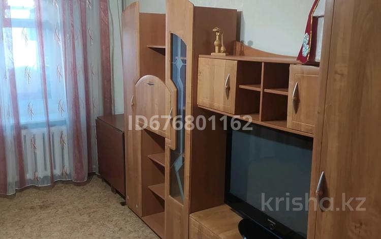 3-комнатная квартира · 57 м² · 1/5 этаж, проспект Абая 80/2 за 24 млн ₸ в Астане, р-н Байконур — фото 2