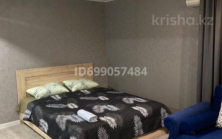 1-комнатная квартира · 32 м² · 3/5 этаж, Бурова 49 за 13 000 ₸ в Усть-Каменогорске — фото 2