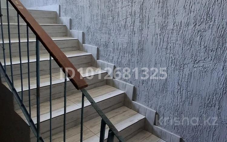 3-комнатная квартира · 54 м² · 1/3 этаж, Белинского 18 — Бывший кинотеатр Спартак за 20 млн ₸ в Караганде, Алихана Бокейханова р-н — фото 2