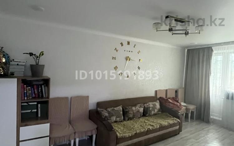 2-бөлмелі пәтер · 47 м² · 3/5 қабат, улица абая 126 — Садик, бағасы: 20 млн ₸ в Жезказгане — фото 5