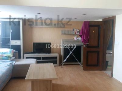 2-комнатная квартира · 70 м², мкр Аккент 32 за 250 000 〒 в Алматы, Алатауский р-н