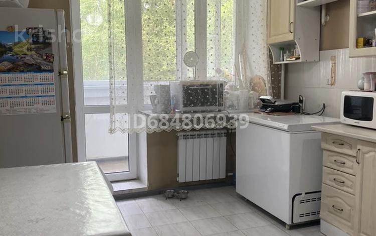 4-комнатная квартира, 99 м², 1/4 этаж, Б. Момыш улы 19 — Центральный рынок за 30 млн 〒 в Кокшетау — фото 21