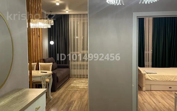 2-комнатная квартира · 45 м² · 7/17 этаж, мкр Юго-Восток, Республики 23/1 — Шахтеров республики за 25 000 ₸ в Караганде, Казыбек би р-н — фото 9
