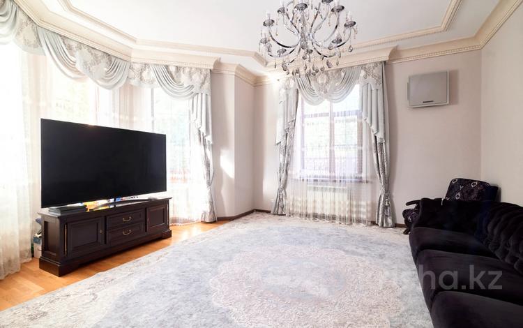 Часть дома · 6 комнат · 352.4 м² · 7.12 сот., Атырау 7 за 365 млн 〒 в Астане, Есильский р-н — фото 29