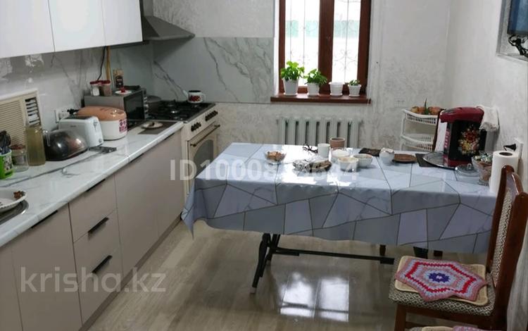 Часть дома · 3 комнаты · 50 м² · 6 сот., С.Бейбарыса 69 — По проспекту С.Бейбарыса ближе мкр Алмагуль за 250 000 〒 в Атырау — фото 2