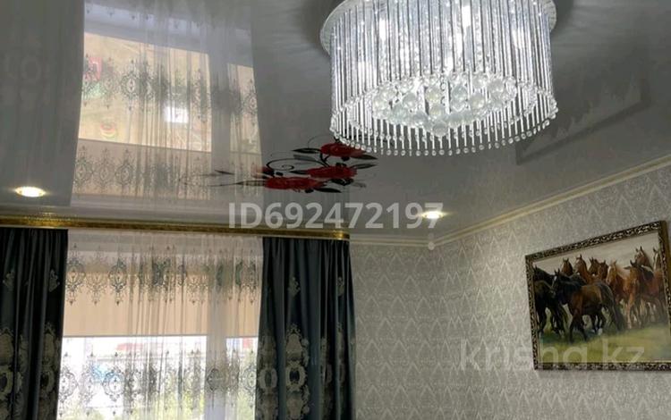 4-комнатная квартира, 78 м², 2/5 этаж, Боровской 53 за 26 млн 〒 в Кокшетау — фото 2