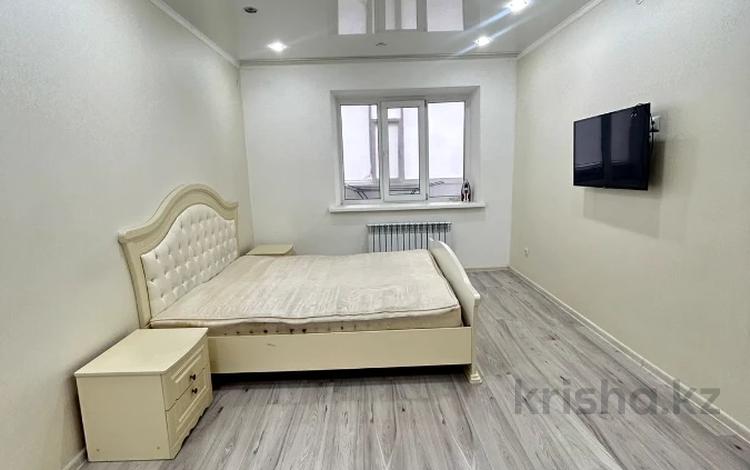 1-бөлмелі пәтер · 51 м² · 1/5 қабат, Нур 5, бағасы: 18.5 млн ₸ в Уральске — фото 2