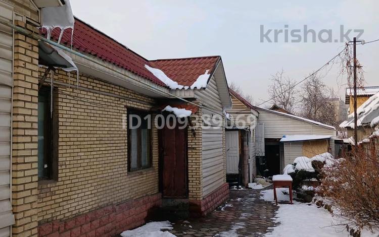 1 комната · 15 м² · 1/2 этаж, Полтавская 10 за 100 000 ₸ в Алматы, Медеуский р-н — фото 2