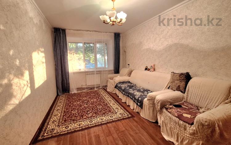3-бөлмелі пәтер · 58.8 м² · 1/5 қабат, 18-шағынаудан, бағасы: 12.8 млн ₸ в Караганде, Алихана Бокейханова р-н — фото 2