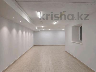 Свободное назначение, офисы, магазины и бутики, склады, студии · 75 м² за 550 000 ₸ в Астане, Нура р-н