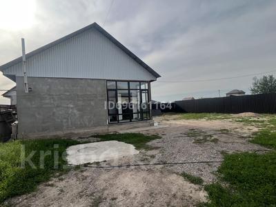 Жеке үй · 3 бөлме · 80 м² · 5 жүзд., Тауелсыздык, бағасы: 31.5 млн ₸ в 