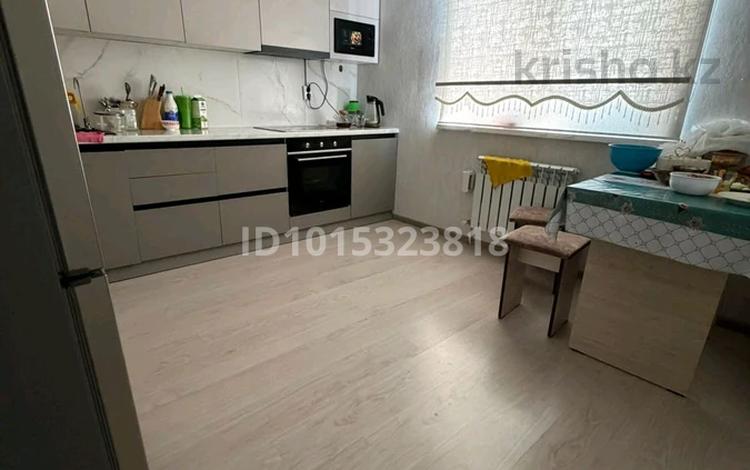 2-комнатная квартира · 72 м², Базовая 4/2 за 300 000 ₸ в Усть-Каменогорске — фото 2