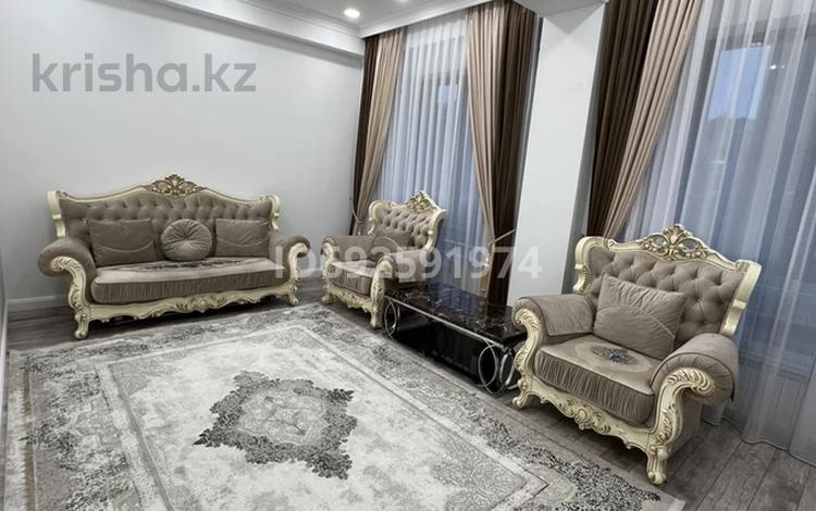 2-бөлмелі пәтер · 75 м² · 2/3 қабат, Казыбек Тауасарулы 71\1, бағасы: 450 000 ₸ в Алматы, Бостандыкский р-н — фото 2