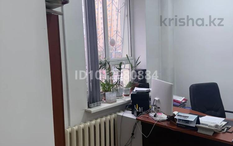 Свободное назначение, офисы, кабинеты и рабочие места · 170 м² за 1.2 млн ₸ в Астане, Есильский р-н — фото 2