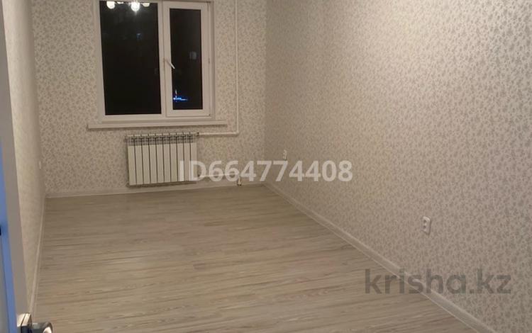 2-комнатная квартира, 42 м², 4/5 этаж, Проспект Сатпаева 88 за 12 млн 〒 — фото 2