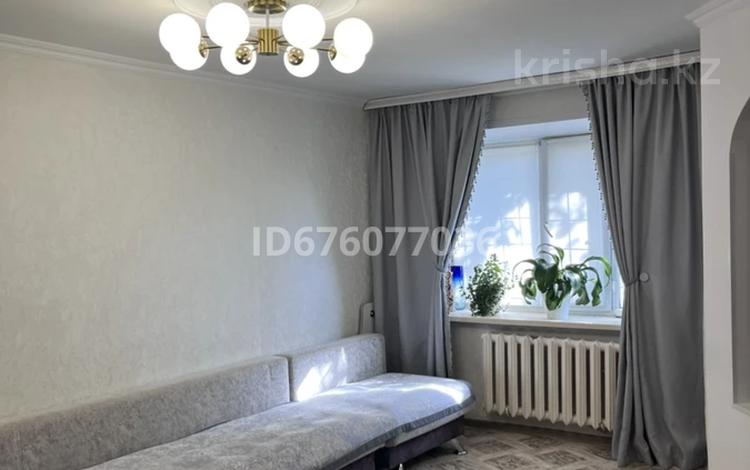 3-комнатная квартира · 58 м² · 1/4 этаж, Юность 4 — Юность 4 за 14 млн ₸ в Семее — фото 8