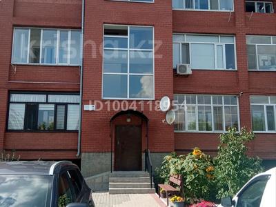 3-бөлмелі пәтер · 90 м² · 1/3 қабат, Штурманская 21б, бағасы: 350 000 〒 в Караганде, Казыбек би р-н