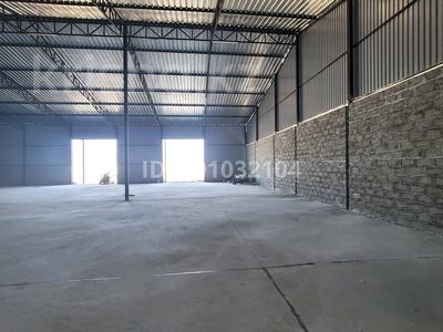 Продажа промбаз и заводов в Алматы: Промбаза · 30 соток, мкр Кокжиек 78 — Первомайская Пром зона за 300 млн 〒 Промбаза · 30 соток, мкр Кокжиек 78 — Первомайская Пром зона за 300 млн 〒 в Алматы, Жетысуский р-н