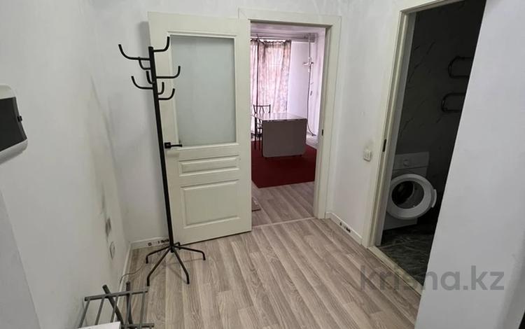 1-бөлмелі пәтер · 40 м² · 1/10 қабат, Алтын Орда 6/3-31, 6/33-38, 6/40, 6/42-62, 6/64-66, 6/89-90, бағасы: 180 000 ₸ в Алматы, Наурызбайский р-н — фото 2