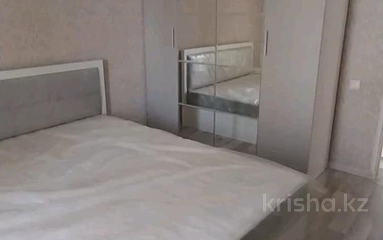 3-комнатная квартира · 80 м², мкр Туран-2 7 А за 150 000 ₸ в Шымкенте, Каратауский р-н — фото 2