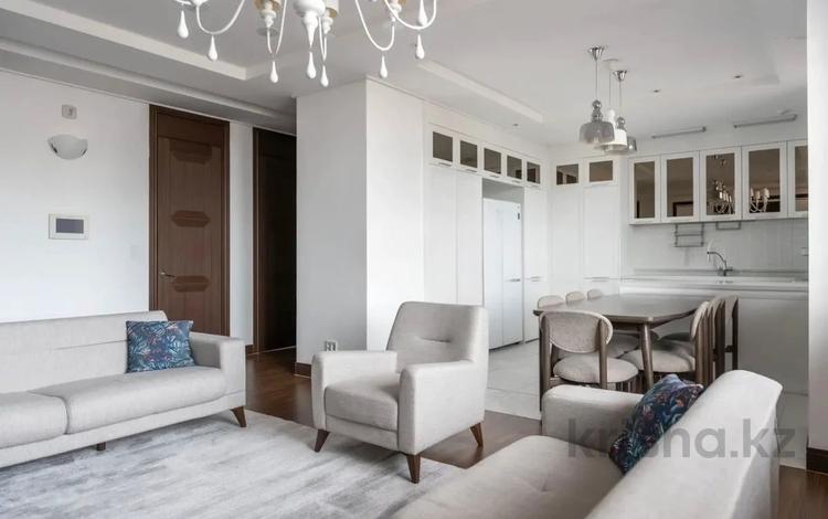 4-комнатная квартира · 140 м² · 11/21 этаж, Кабанбай батыра 43В за 700 000 ₸ в Астане, Есильский р-н — фото 2