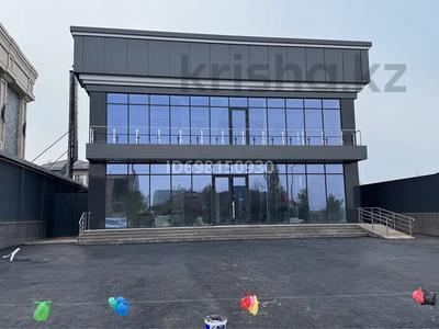 Свободное назначение, офисы, магазины и бутики, медцентры и аптеки, образование, кабинеты и рабочие места · 900 м² за 2.7 млн 〒 в Шымкенте, Абайский р-н