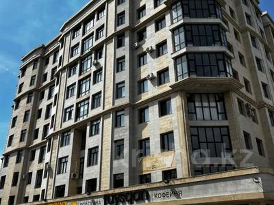 4-бөлмелі пәтер · 131 м² · 5/9 қабат, Пр. Толе би 118, бағасы: 47 млн 〒 в Таразе